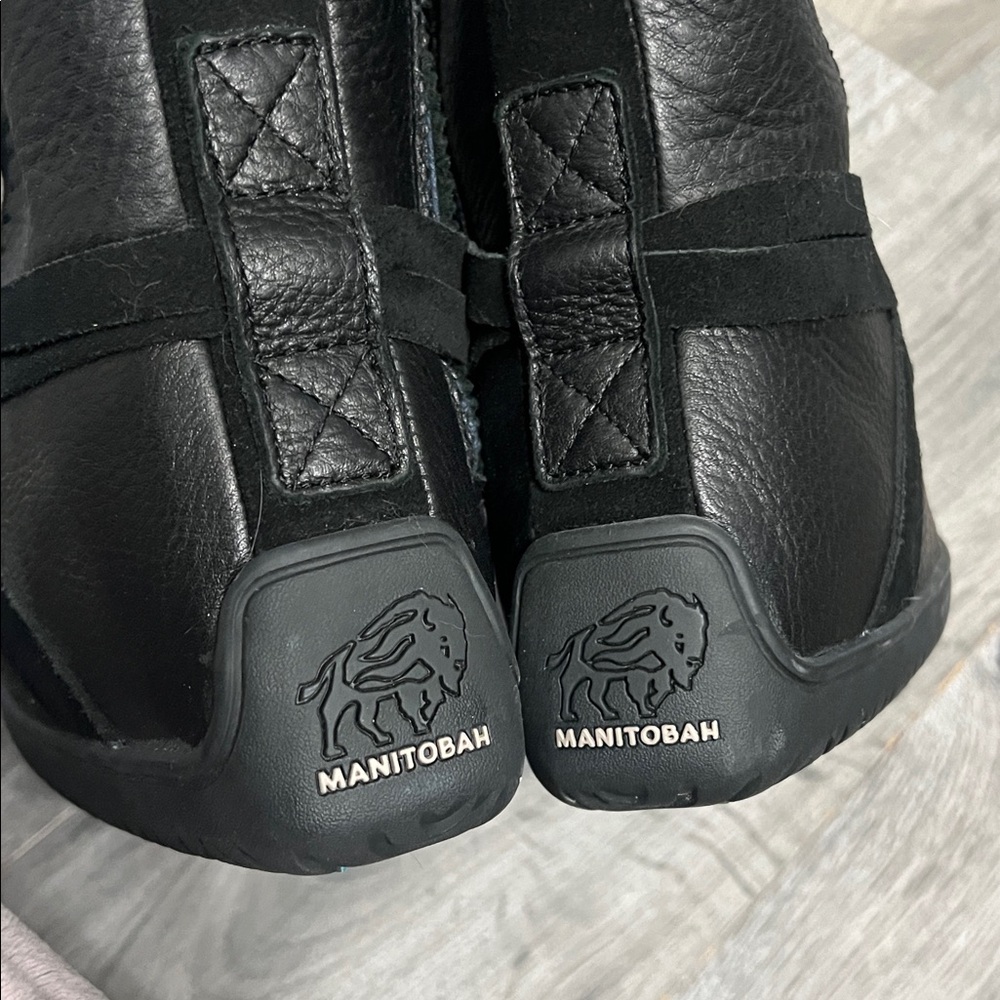 Manitobah Mukluks Takawni Waterproof - Picture 7 of 9